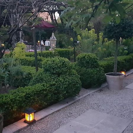 Chambres D'Hotes Jardin D'Ivoire Saint-Gervais-la-Forêt Dış mekan fotoğraf