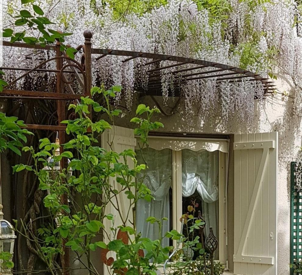 Chambres D'Hotes Jardin D'Ivoire Saint-Gervais-la-Forêt Dış mekan fotoğraf