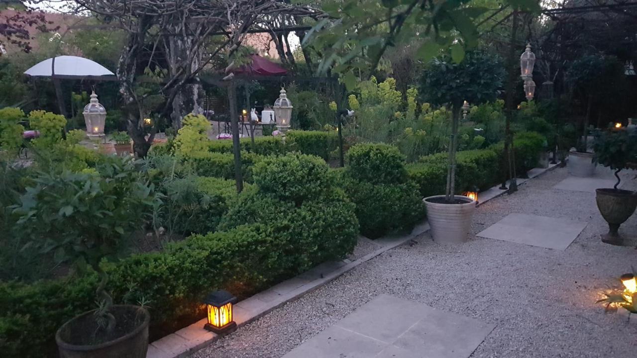 Chambres D'Hotes Jardin D'Ivoire Saint-Gervais-la-Forêt Dış mekan fotoğraf